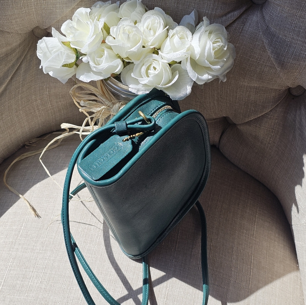 Vintage Coach Abbie Zip Crossbody Shoulder Bag Purse # 9017 ( Jade ) - Picture 3 of 14